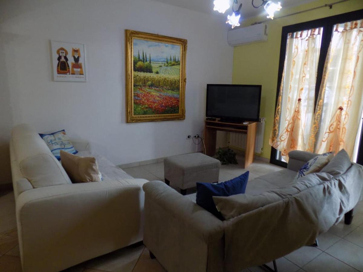 Cabras, Vacanze A Due Passi Dal Mare Càbras Exterior foto
